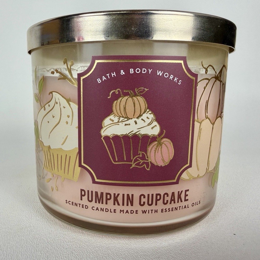 NEW Bath & Body Works PUMPKIN CUPCAKE 3 Wick Large Scented Candle 14.5 oz